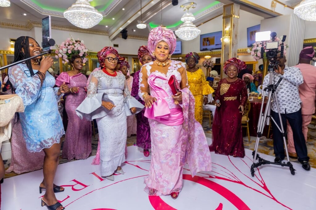 auntybcompere colorful traditional wedding
